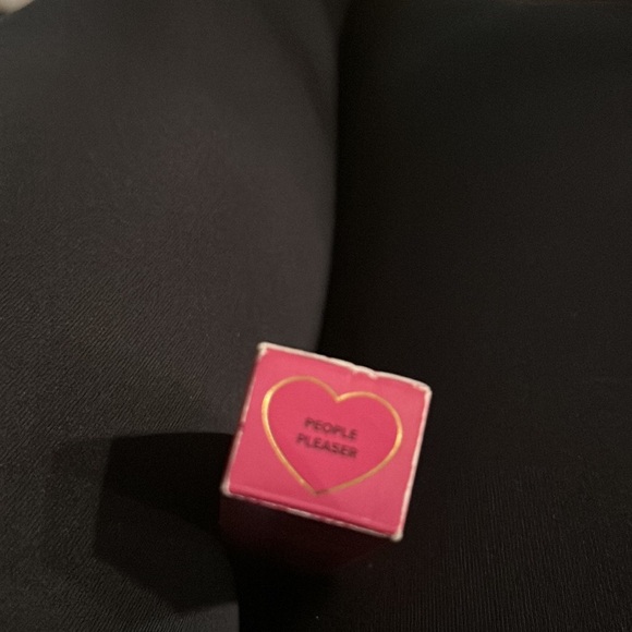 TOO FACED Lip Injection Power Plumping Hydrating Lip Gloss -PEOPLE PLEASER. - Picture 10 of 10